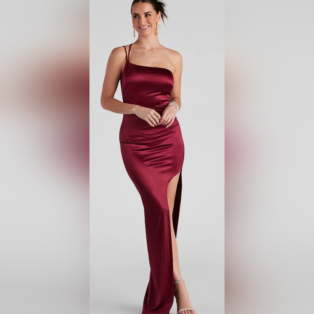 Windsor Formal One Shoulder Satin Dress Size Large
